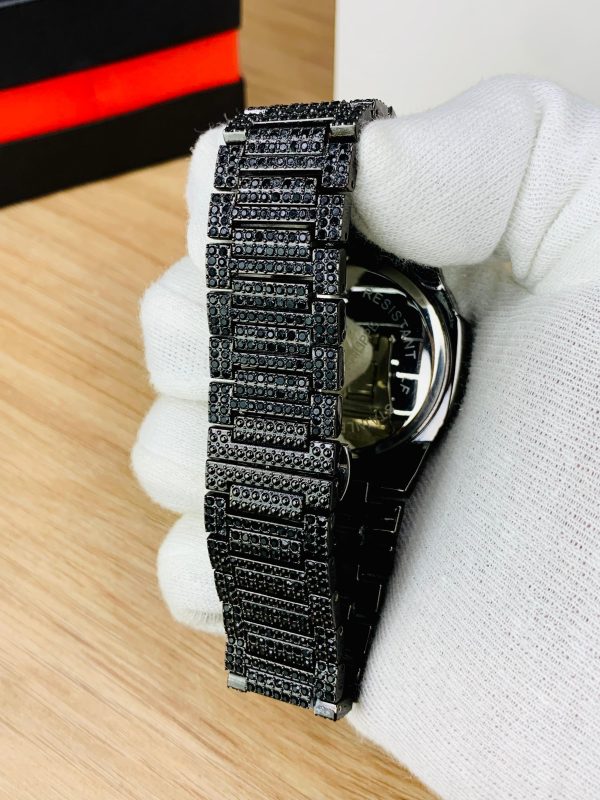 Blacked Iced-Out Stainless Steel Chain Watch for Men – Fashionable Black Stone Design (Without Box)