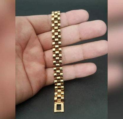 Stainless Steel Charming Hand Chain Bracelet – Stylish Accessory for Boys & Men