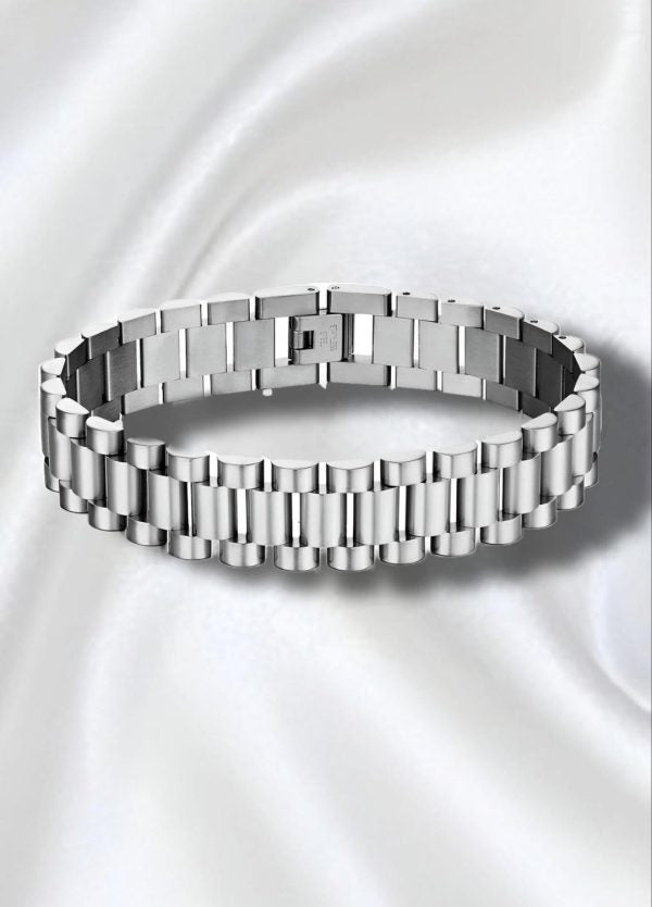 Stainless Steel Charming Hand Chain Bracelet – Stylish Accessory for Boys & Men