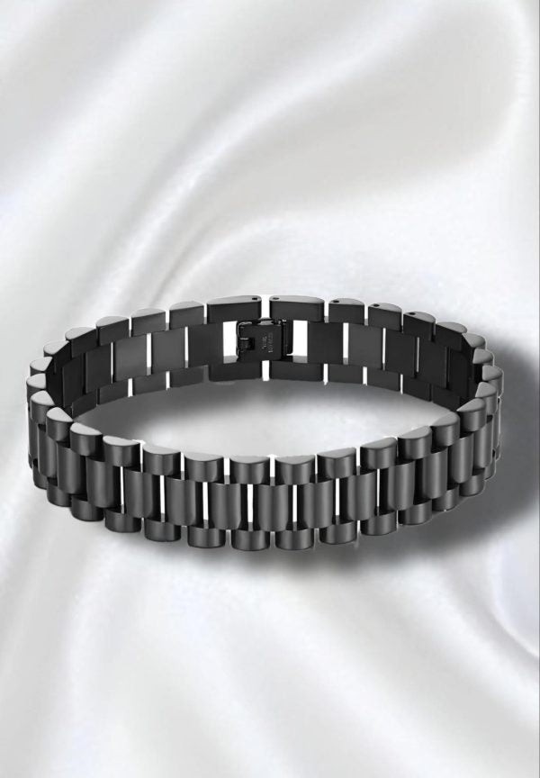 Stainless Steel Charming Hand Chain Bracelet – Stylish Accessory for Boys & Men